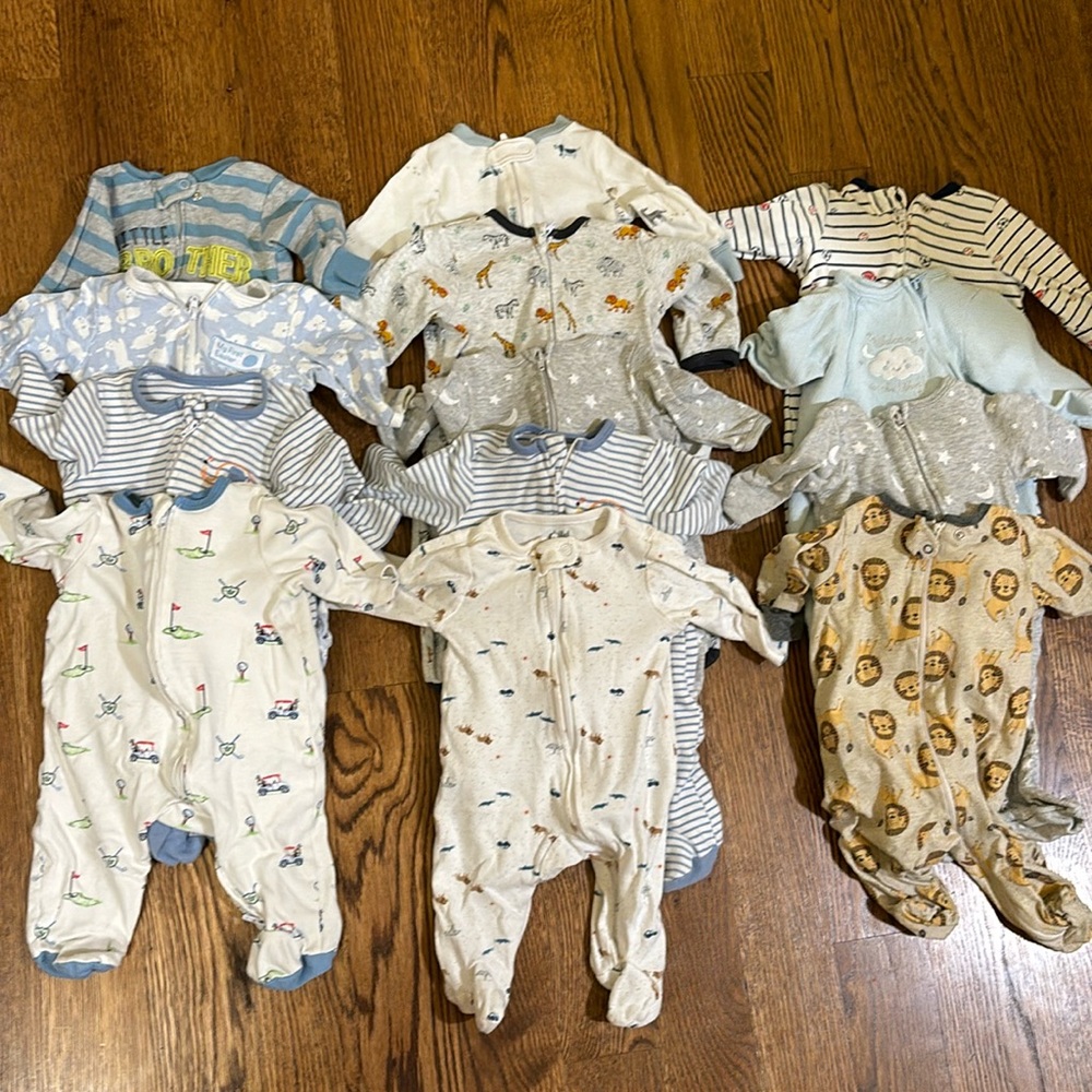 0-3 Month Lot (13 total) Boy Zip Up Bundle VEUC
